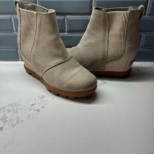 Sorel Tan Wedge Ankle Boots